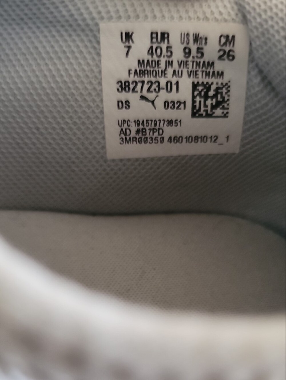 Puma Women's Light Blue Sneakers with Pastel Rainbow Accents - Picture 15 of 15